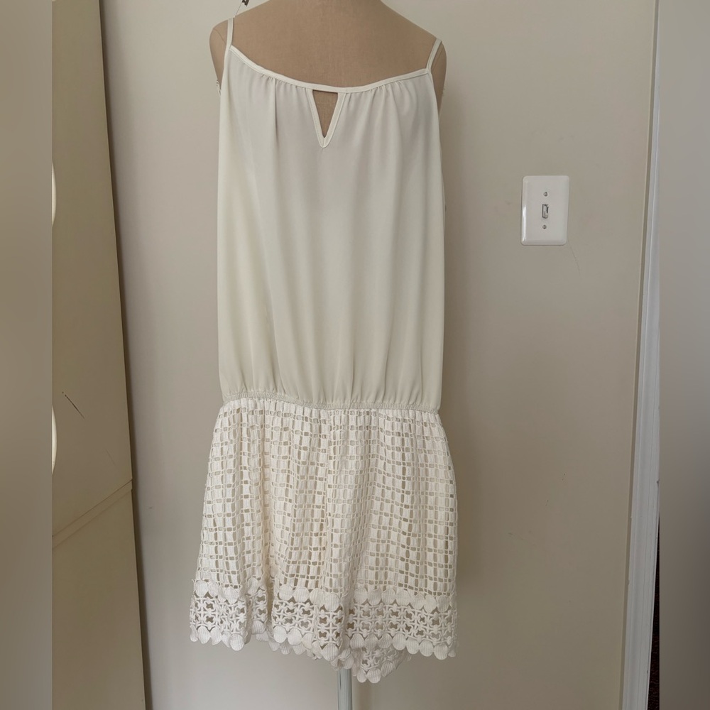 Revolve Sleeveless Romper, White, Lined Lace Bottoms, Elastic Waist,Womens Large